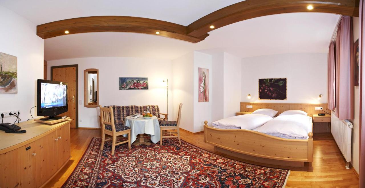 Hotel Oberschmied Reit im Winkl Room photo